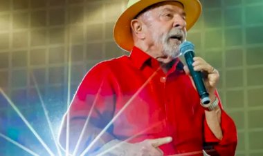 Lula Anuncia Candidatura à Reeleição em Convenção Nacional do PT