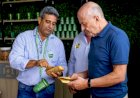 Vice-governador de Mato Grosso visita stand do Sicredi durante Dinetec 2025