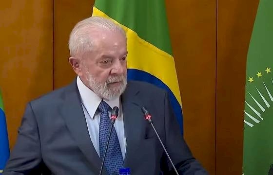 Lula passa por cirurgia de emergência em São Paulo após hemorragia cerebral