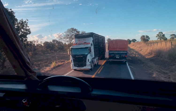 Confusão na BR-158: Motorista de ônibus e carreteiro protagonizam perseguição e pânico no Araguaia